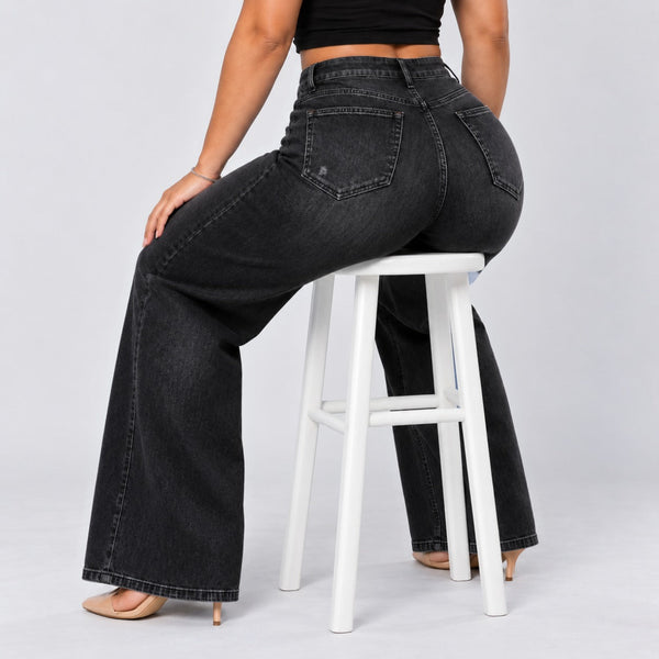 Black jeans, Seated on stool